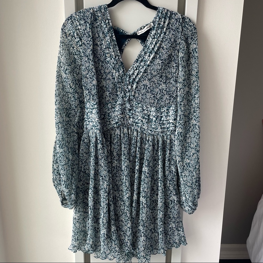 Abercrombie & Fitch super flowy dress!!